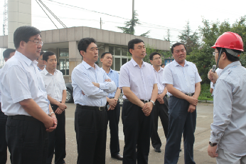山東省副省長鄧向陽蒞臨泰安圣奧檢查安全生產(chǎn)工作 